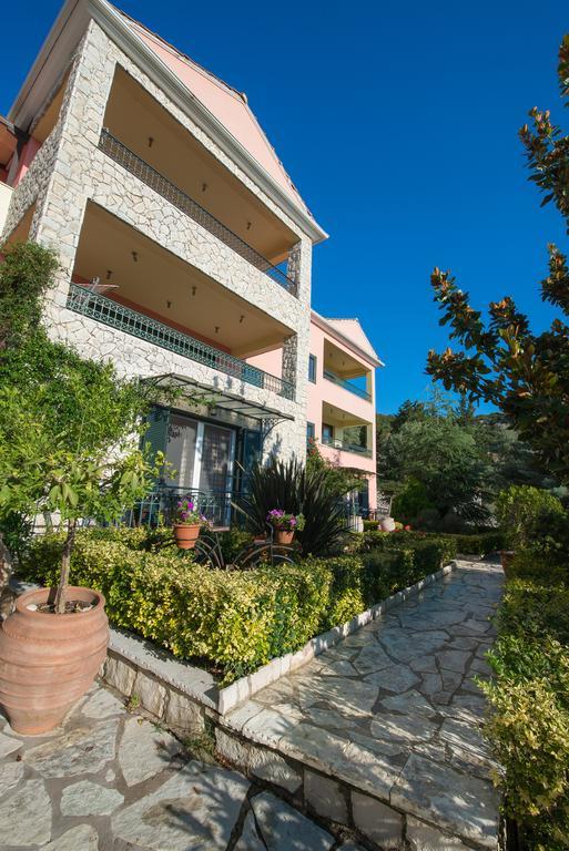 Pirofani Villa Apartments Apolpaina Exteriör bild
